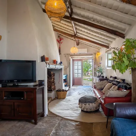 Casa Branca - A Charming Escape - 4 Bedroom Colares