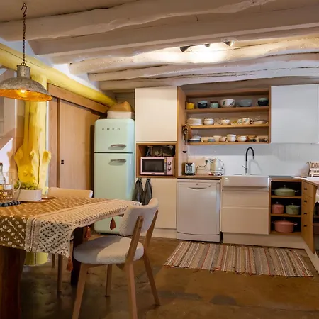 Casa Branca - A Charming Escape - 4 Bedroom Apartamento *