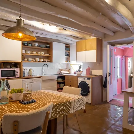 Casa Branca - A Charming Escape - 4 Bedroom Apartment
