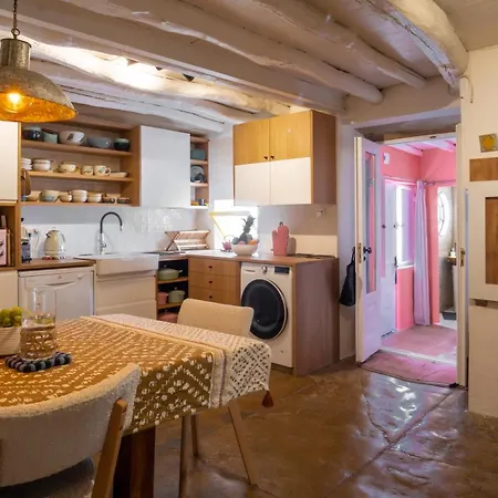 Apartment Casa Branca - A Charming Escape - 4 Bedroom *